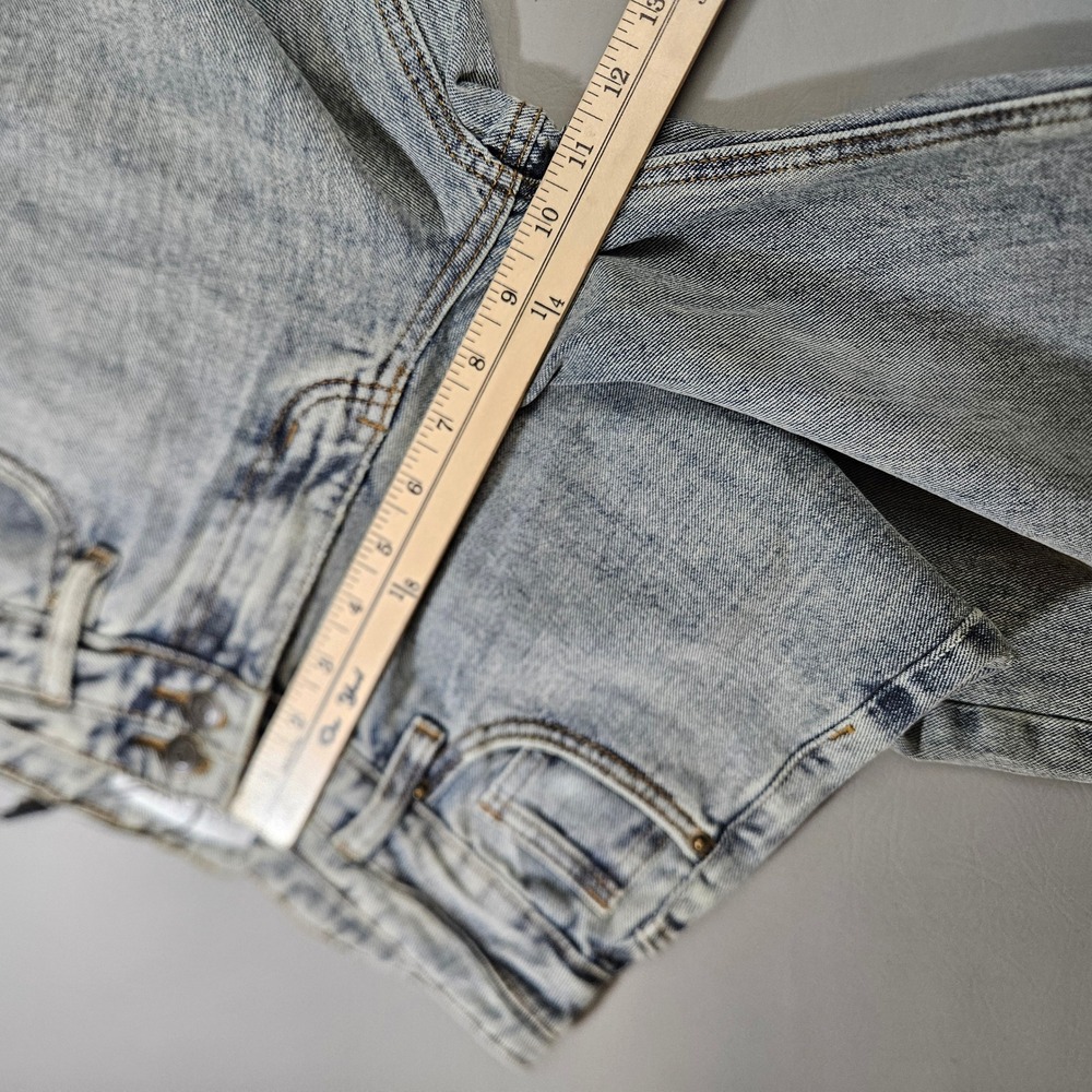 Fashion Nova Tall Artesia Tinted Baggy Jeans Light Wash Size 3 TALL - Picture 8 of 9
